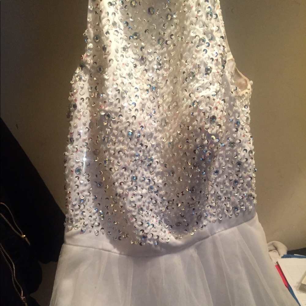 Graduation/Wedding/Prom Dress - Picture 3 of 6